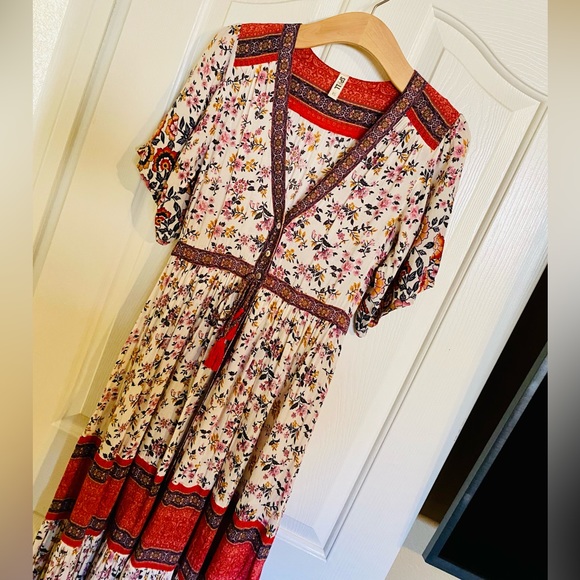 EUC Spell & The Gypsy Collective Rosewood Elle Gown Maxi Dress/Duster - Picture 7 of 17